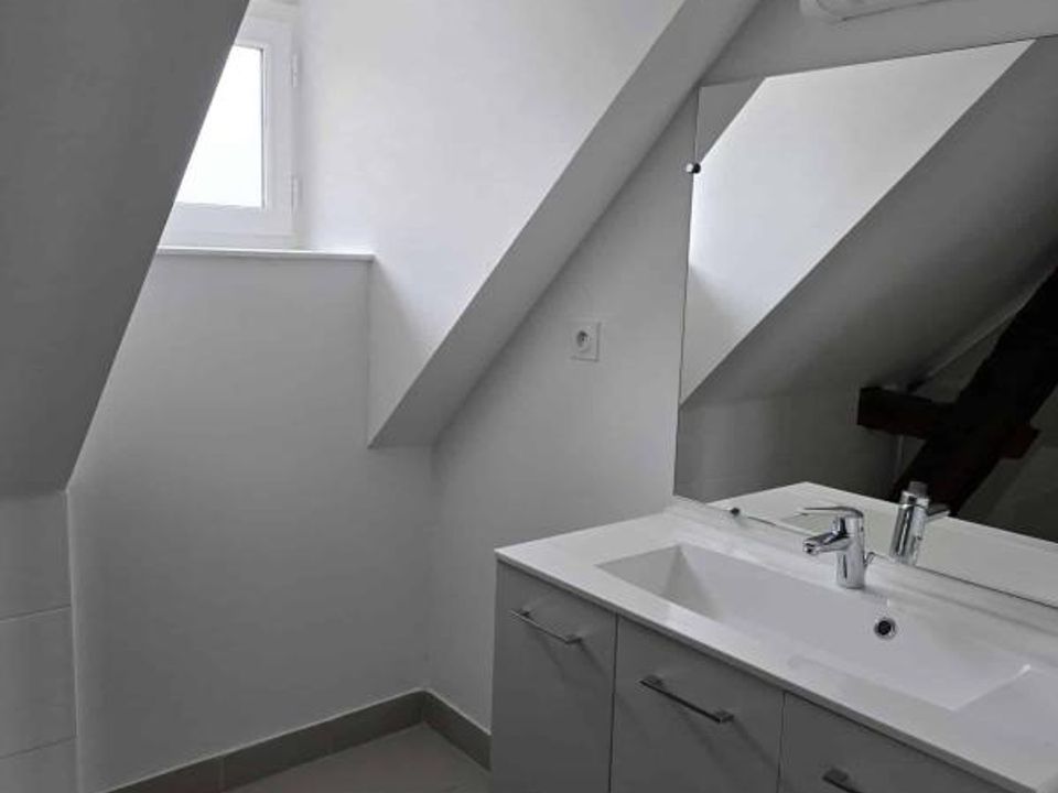 Apartment in Avallon, Yonne - photo 4