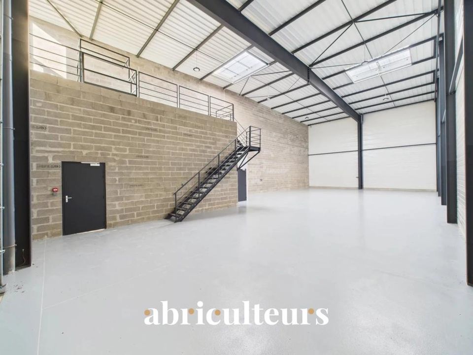 Erhvervsejendom i Chartres, Eure-et-Loir - foto 1