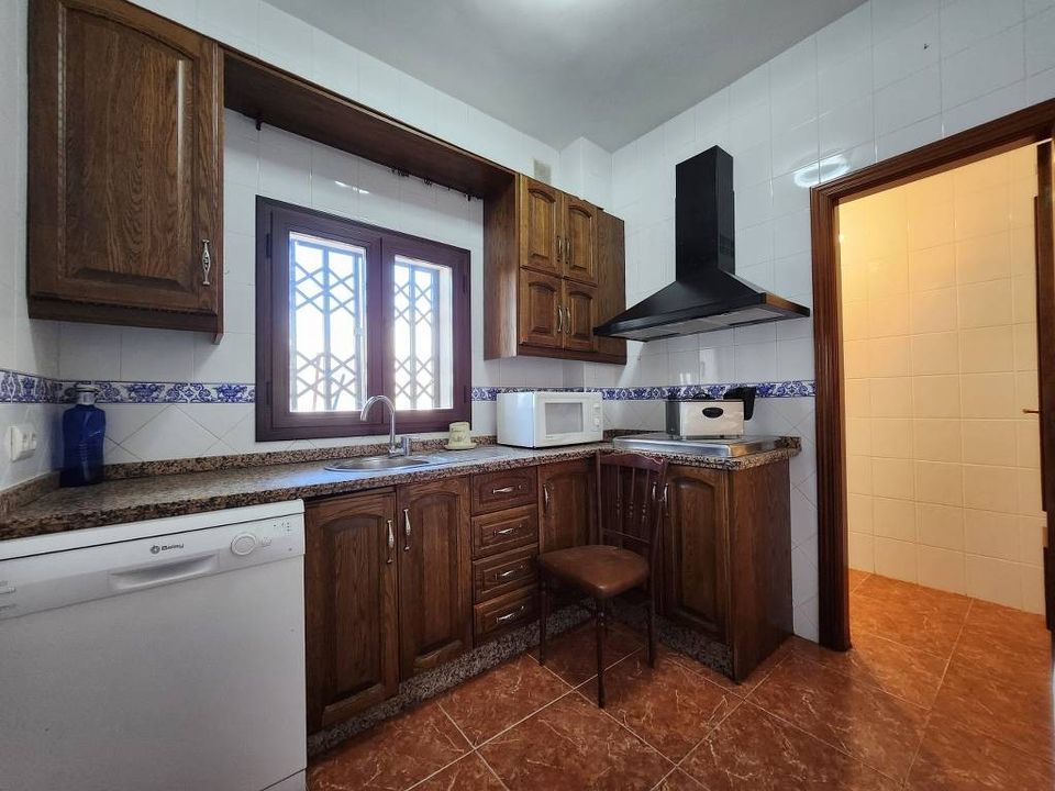 Erhvervsejendom i Zamoranos, Cordoba - foto 5