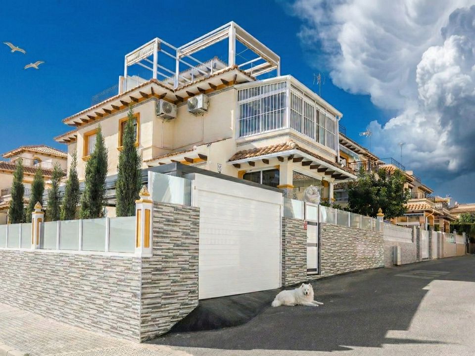Byhus i Punta Prima, Alicante - foto 1