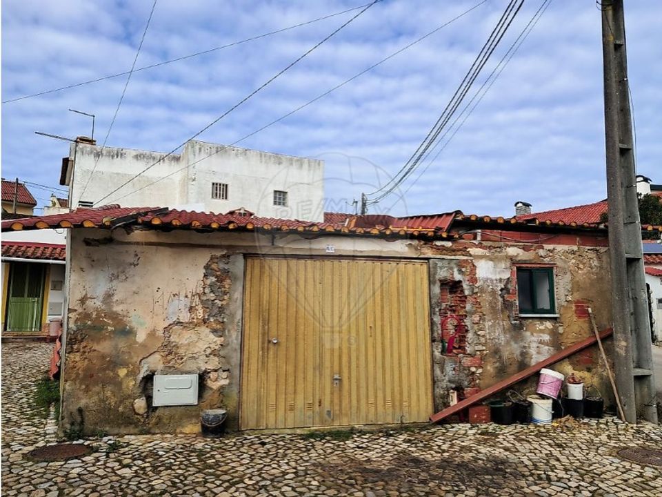 Garage i Santo Onofre e Serra do Bouro, Leiria - foto 4
