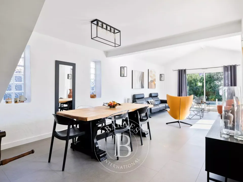 Villa i Bayonne, Pyrenees-Atlantiques - foto 1