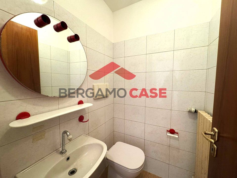 Erhvervsejendom i Bergamo, Bergamo - foto 4