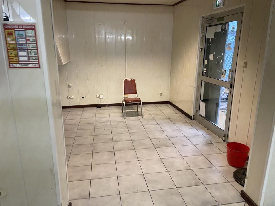 Erhvervsejendom i Saint-Denis, La Reunion - foto 4