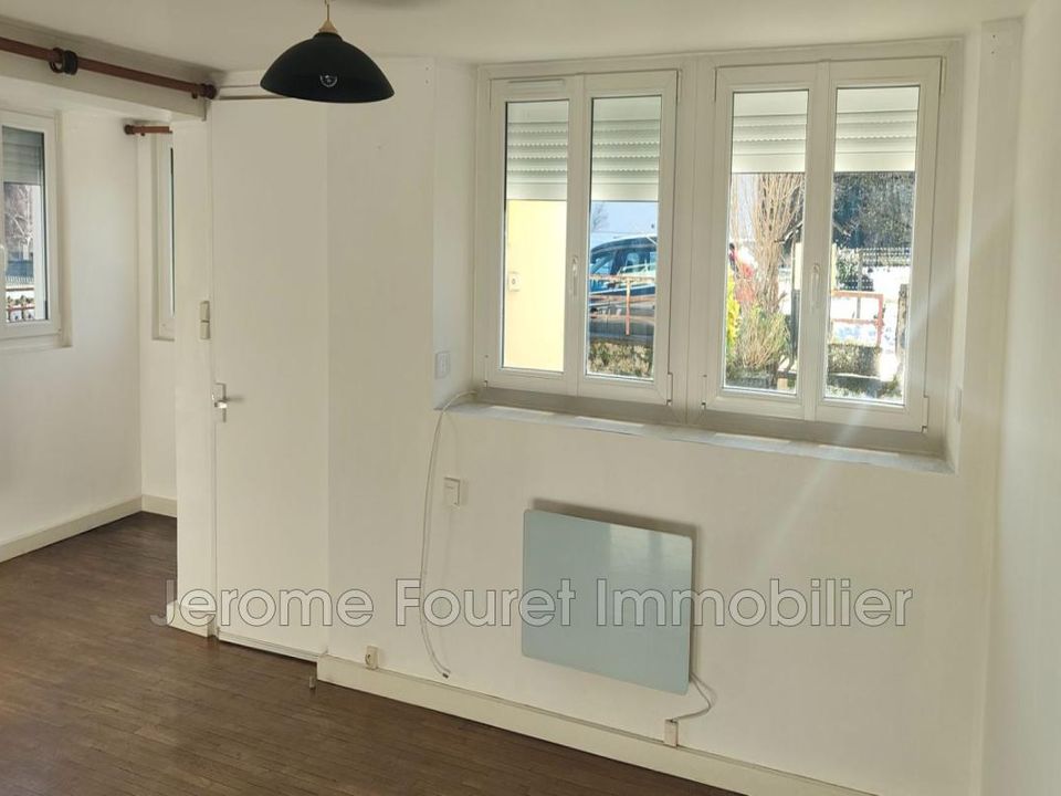 Lejlighed i Montaignac-Saint-Hippolyte, Correze - foto 2