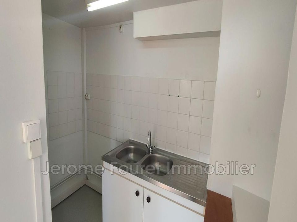 Lejlighed i Montaignac-Saint-Hippolyte, Correze - foto 3