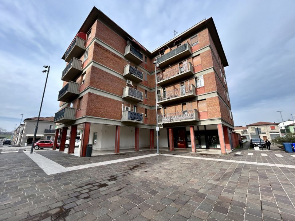 Lejlighed i Legnago, Verona - foto 1