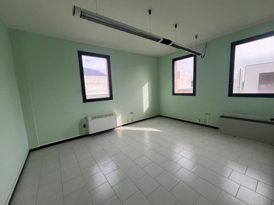 Erhvervsejendom i Schio, Vicenza - foto 1
