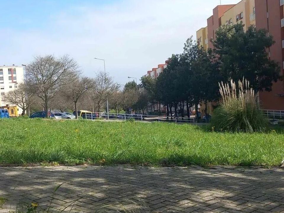 Helårsgrund i Almada, Setubal - foto 1