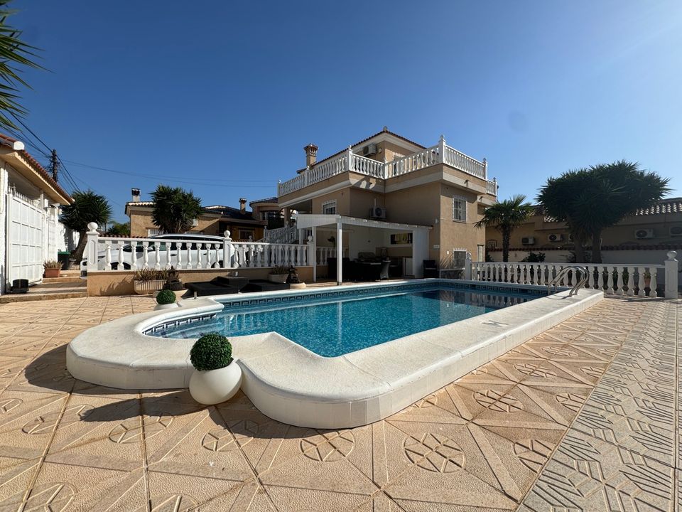 Villa i Rojales, Alicante - foto 1