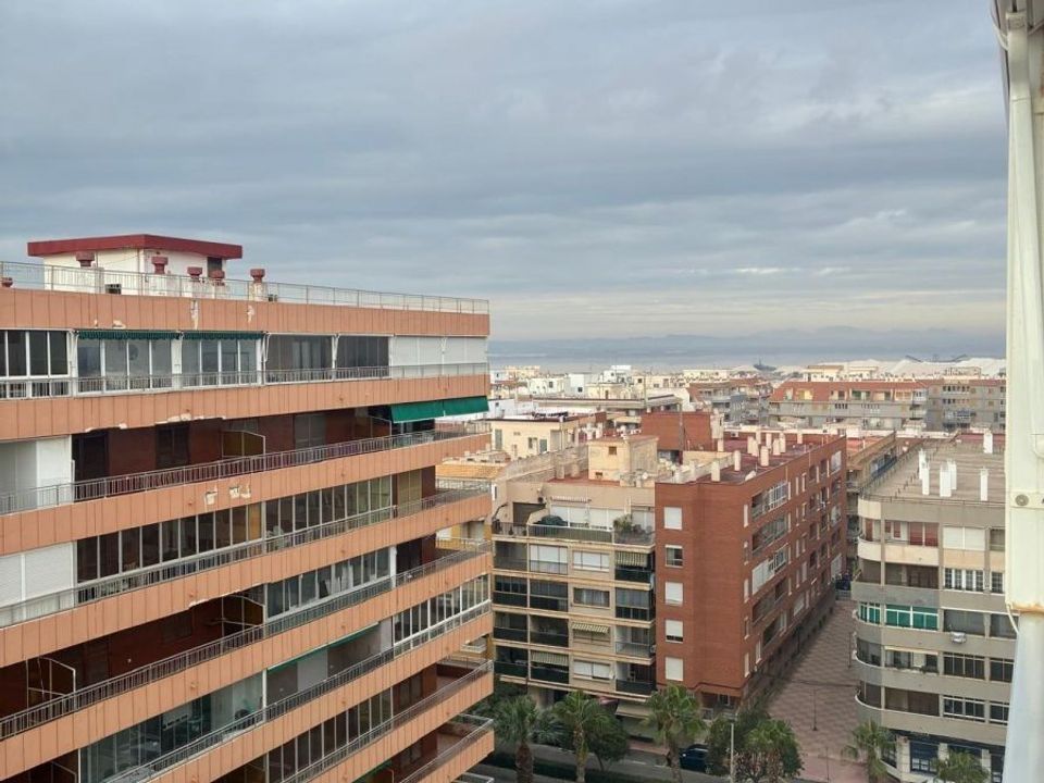 Lejlighed i Torrevieja, Alicante - foto 4