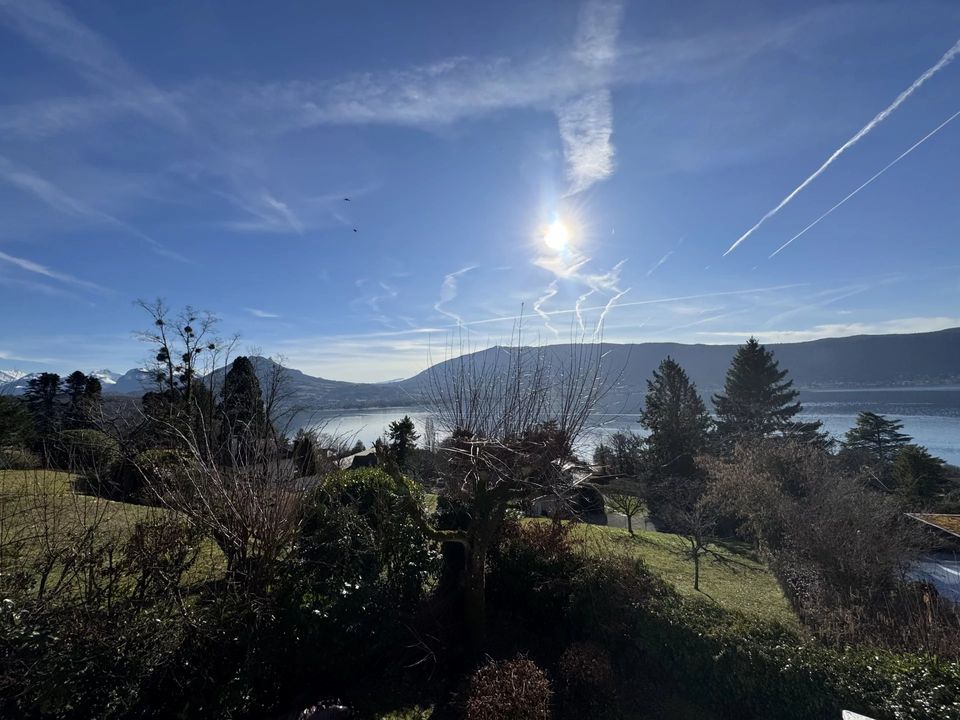 Villa i Veyrier-du-Lac, Haute-Savoie - foto 1