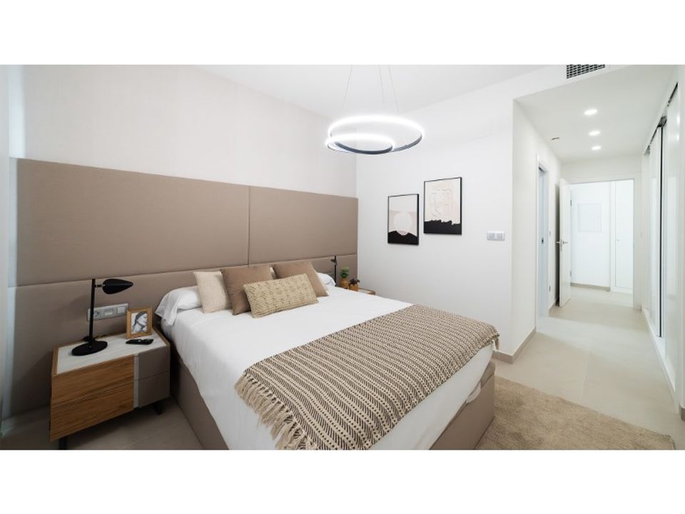 Lejlighed i Playa Poniente, Alicante - foto 3
