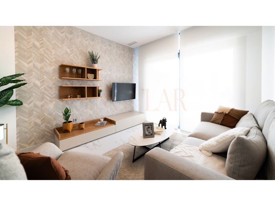 Apartament a Playa Poniente, Alicante - foto 1