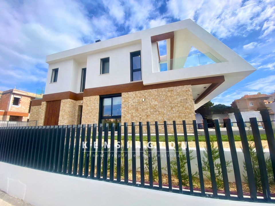 Villa i Cala Ratjada, Mallorca - bilde 1