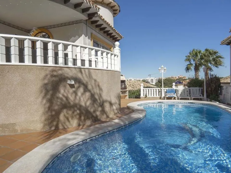 Villa i Villamartin, Alicante - bilde 3