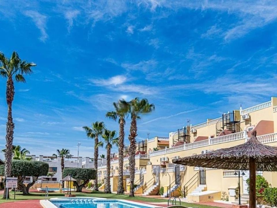 Lejlighed i Orihuela Costa, Alicante - foto 1