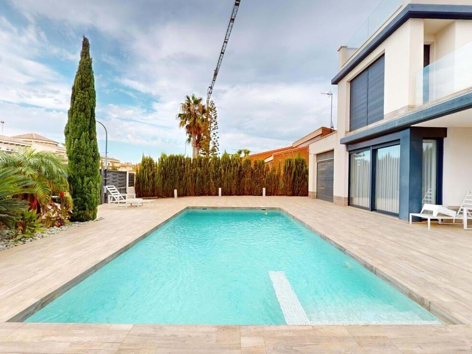 Villa i Los Alcazares, Murcia - foto 1