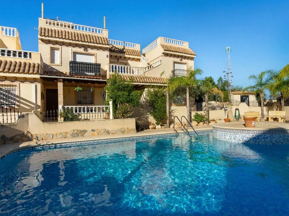Villa i Villamartin, Alicante - foto 1