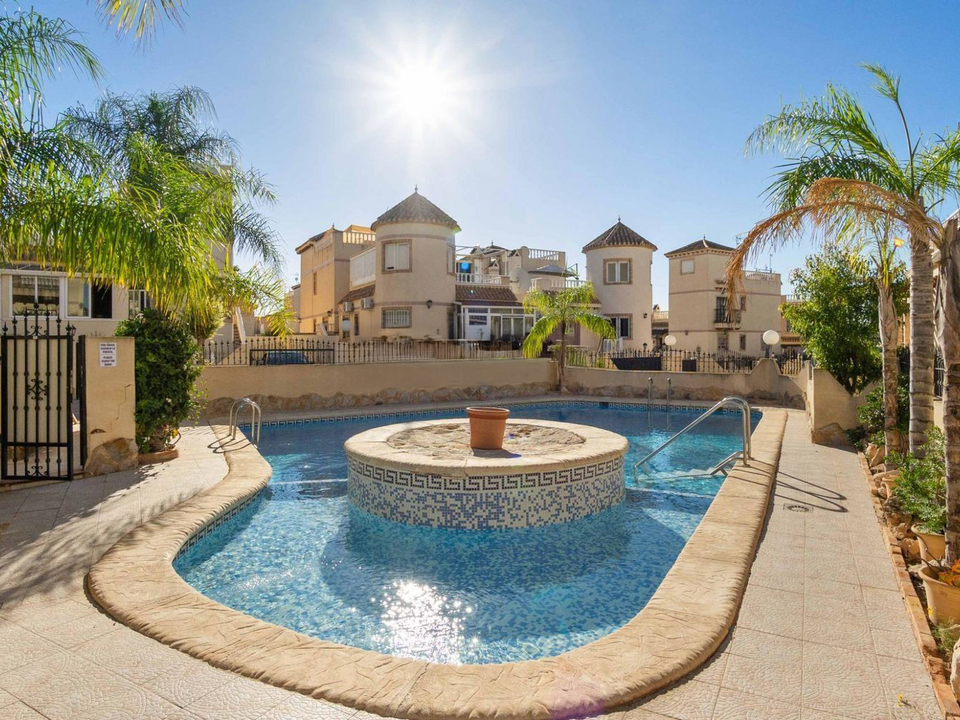 Villa i Villamartin, Alicante - foto 2