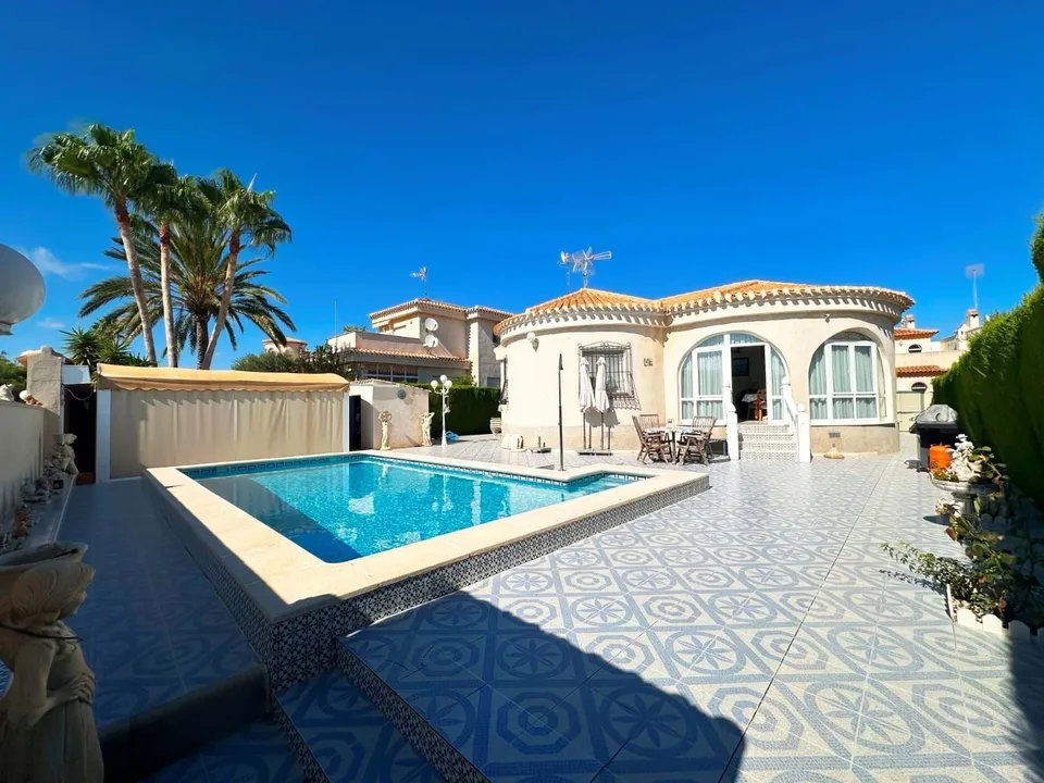 Villa i Orihuela Costa, Alicante - foto 1