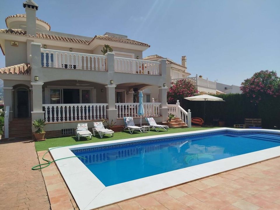 Villa i Mijas Costa, Malaga - foto 1