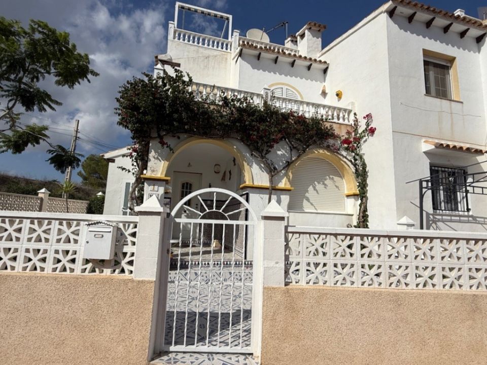 Lejlighed i Villamartin, Alicante - foto 1
