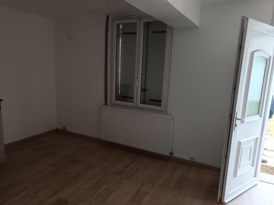 Rekkehus i Saint-Seurin-sur-l'Isle, Gironde - bilde 5