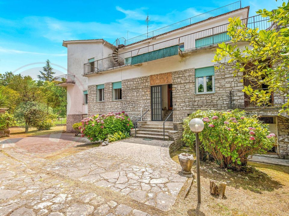 Villa a Cassino, Frosinone - foto 1