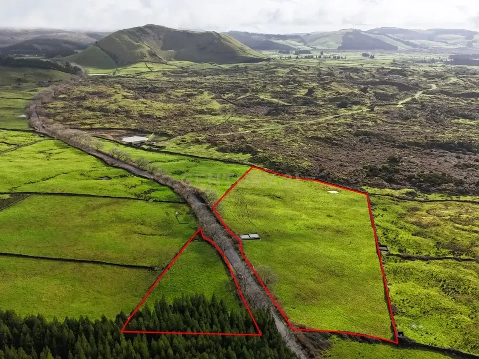 Terreno en Angra do Heroismo, Terceira - foto 1