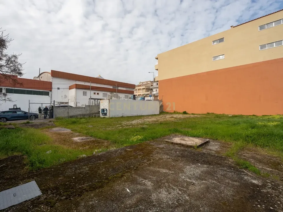 Helårsgrund i Amadora, Lisbon - foto 2