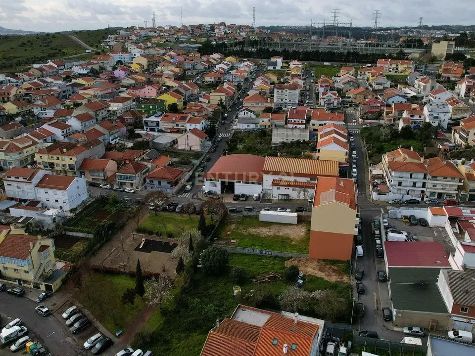 Helårsgrund i Amadora, Lisbon - foto 4