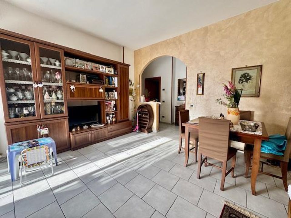 Lejlighed i Carrara, Massa and Carrara - foto 3