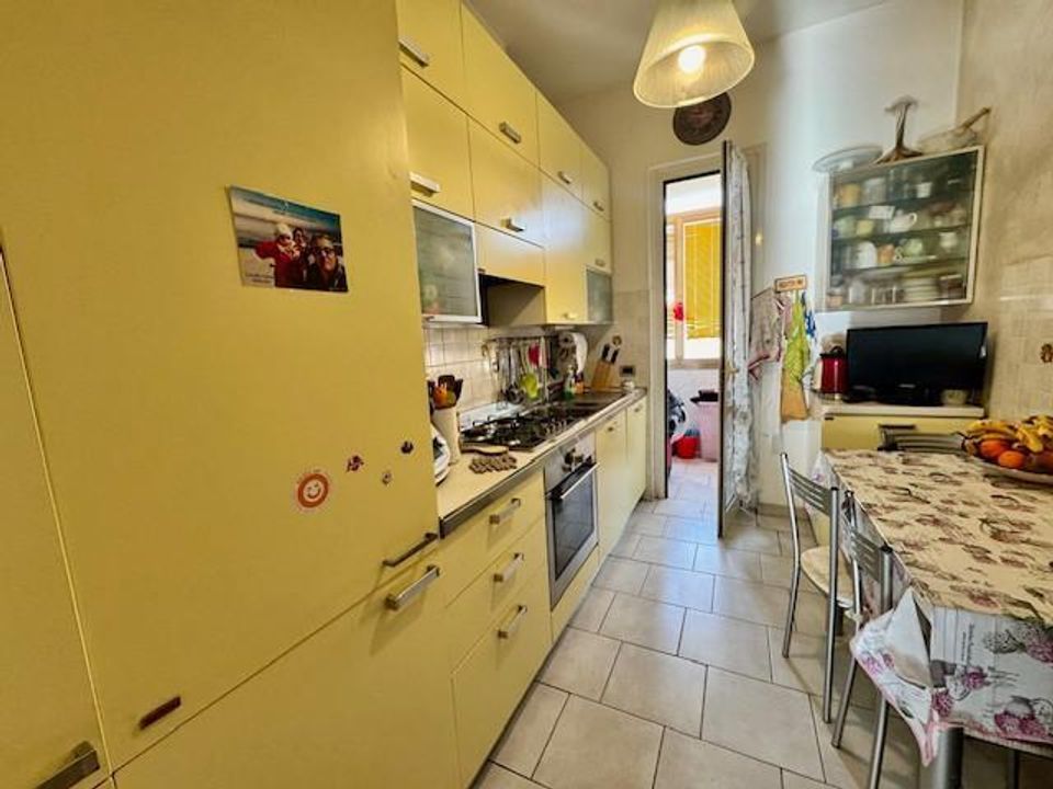 Lejlighed i Carrara, Massa and Carrara - foto 4