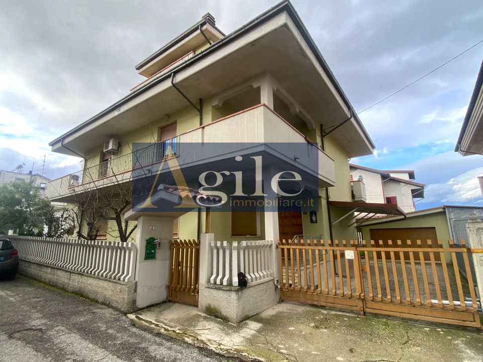 Villa i Sant'Egidio alla Vibrata, Teramo - foto 1