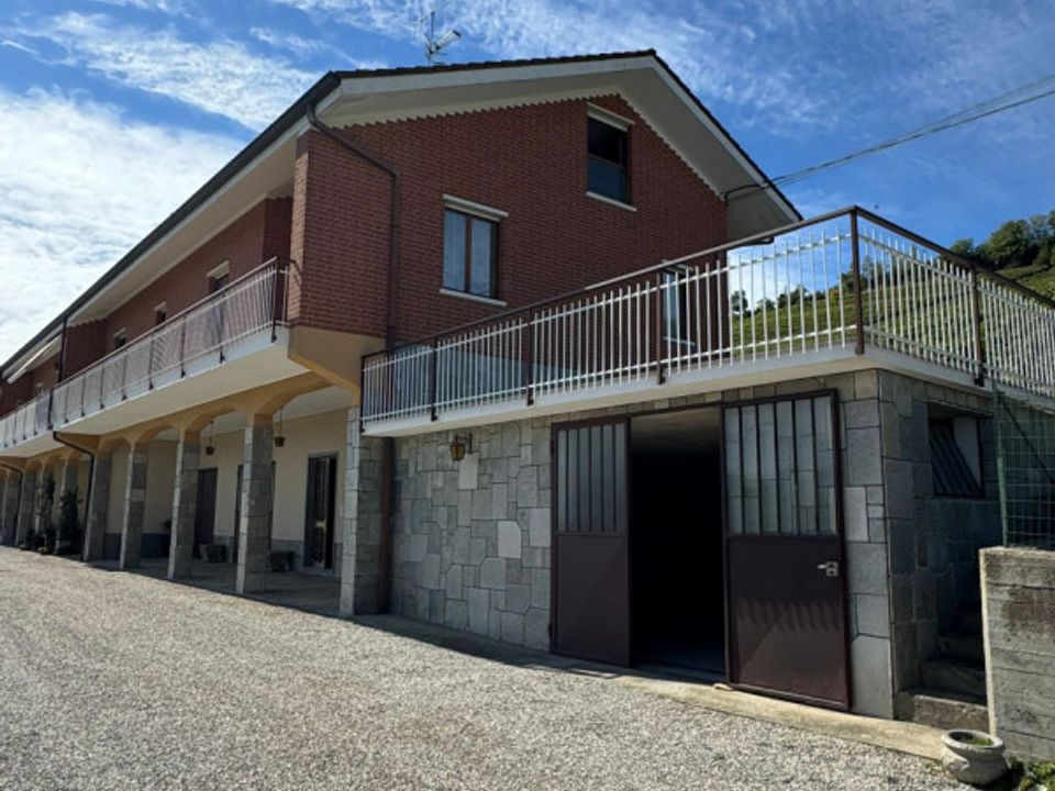 Villa i Barolo, Cuneo - foto 1