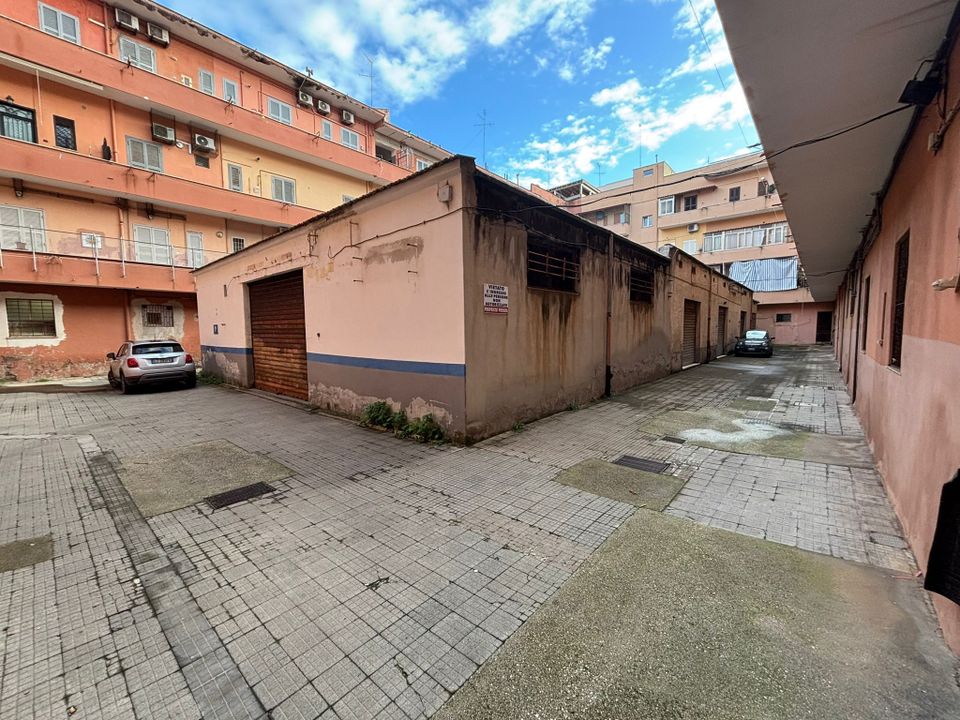 Erhvervsejendom i Nettuno, Rome - foto 1