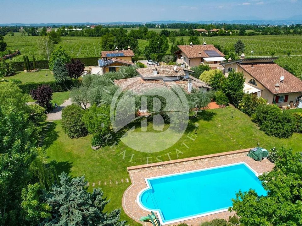 Villa i Sirmione, Brescia - foto 3