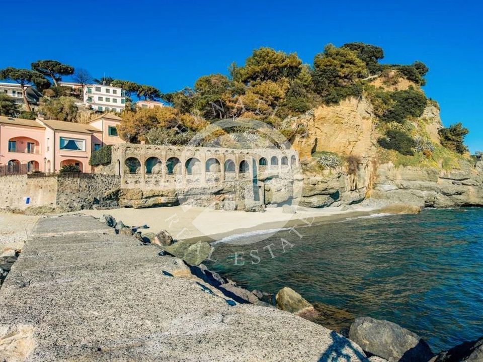 Villa i Albisola Superiore, Savona - foto 1