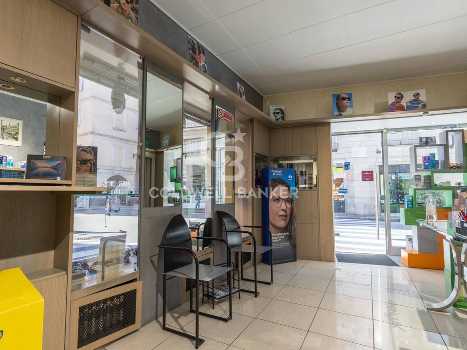Propriedade comercial em Novara, Novara - foto 1