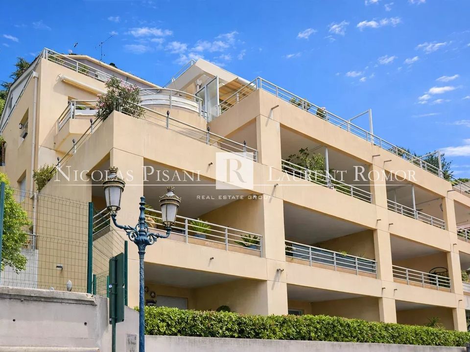 Lejlighed i Beaulieu-sur-Mer, Alpes-Maritimes - foto 1