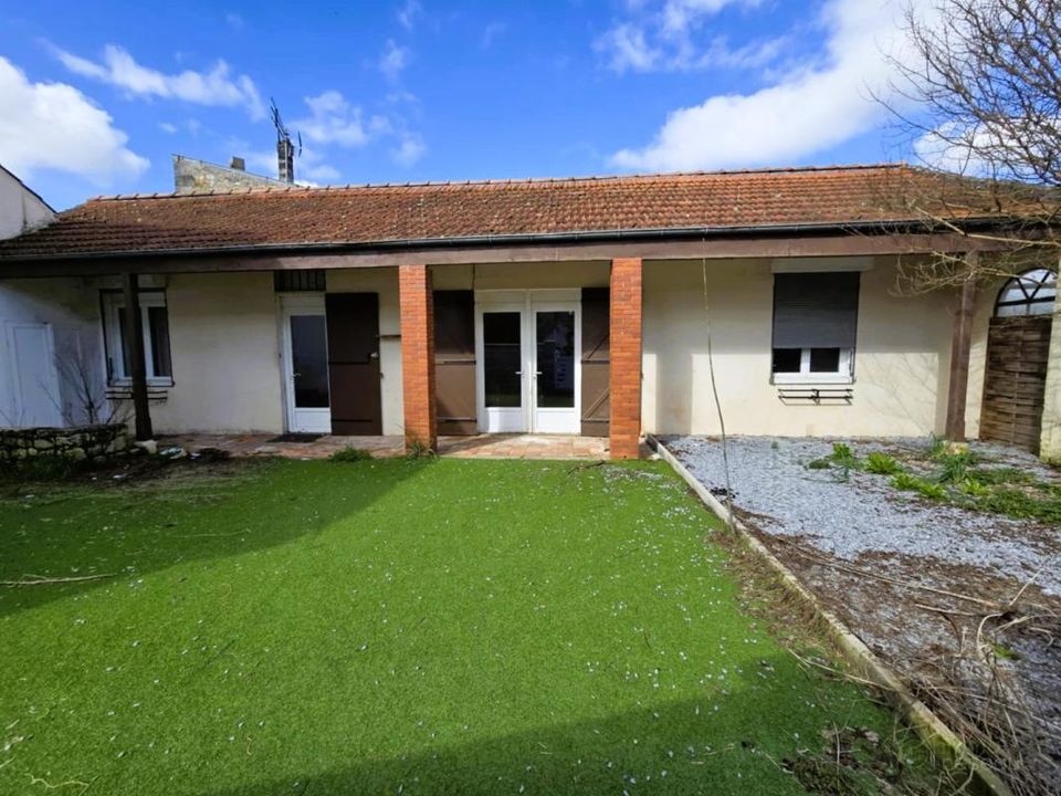 Villa a Lesparre-Medoc, Gironde - foto 1