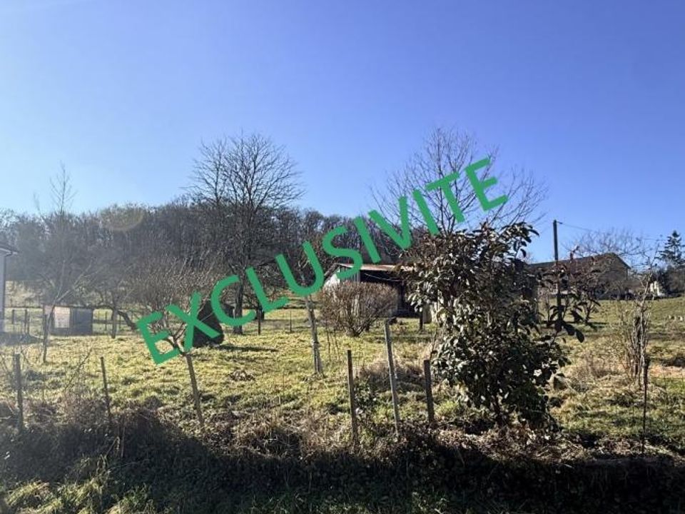 Helårsgrund i Vy-Les-Lure, Haute-Saone - foto 1