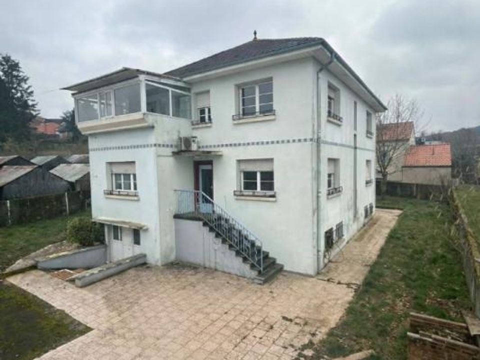 Villa i Mont-Saint-Martin, Meurthe-et-Moselle - foto 1