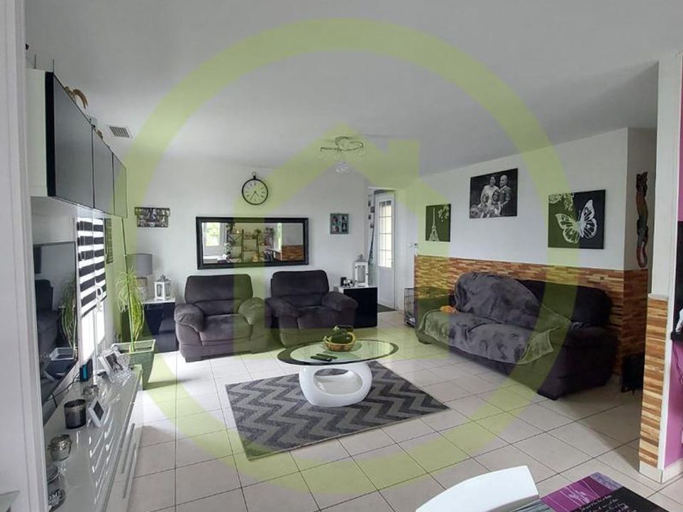 Villa i Chasseneuil-sur-Bonnieure, Charente - foto 1