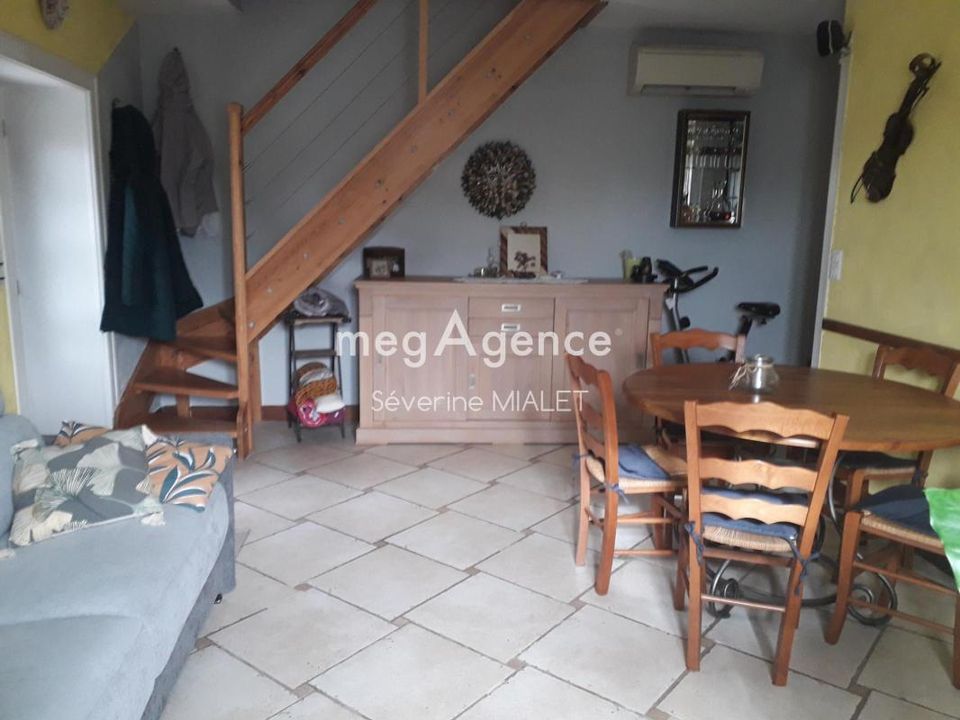 Landejendom i Saint-Césaire, Charente-Maritime - foto 2