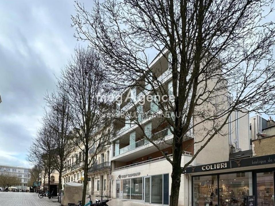 Lejlighed i Poitiers, Vienne - foto 1
