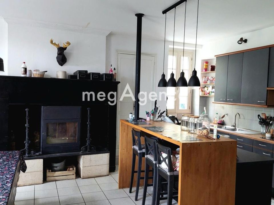 Villa a Saint-Porchaire, Charente-Maritime - foto 1