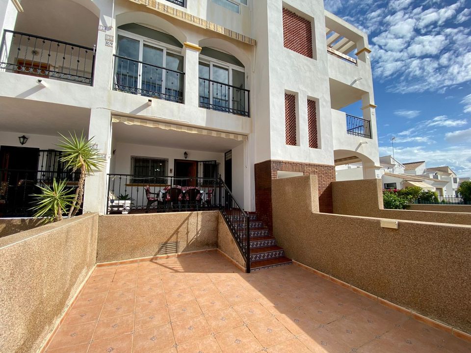 Apartment in Orihuela Costa, Alicante - photo 1