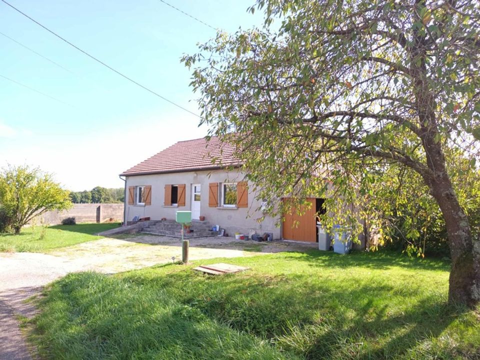 Villa i Les Essards-Taignevaux, Jura - foto 1